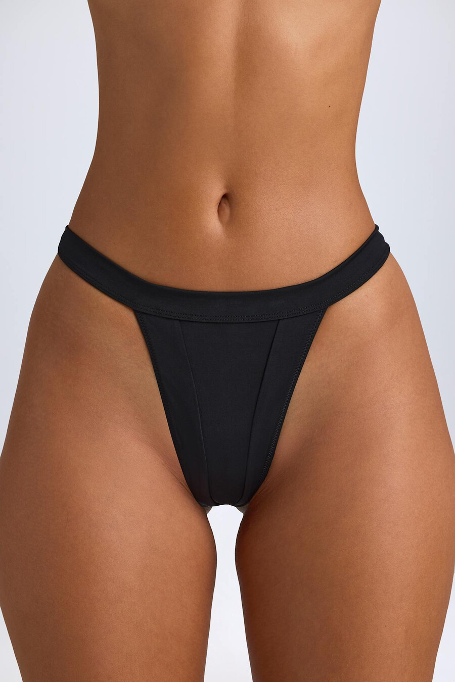 calcinha de biquíni fio dental preta