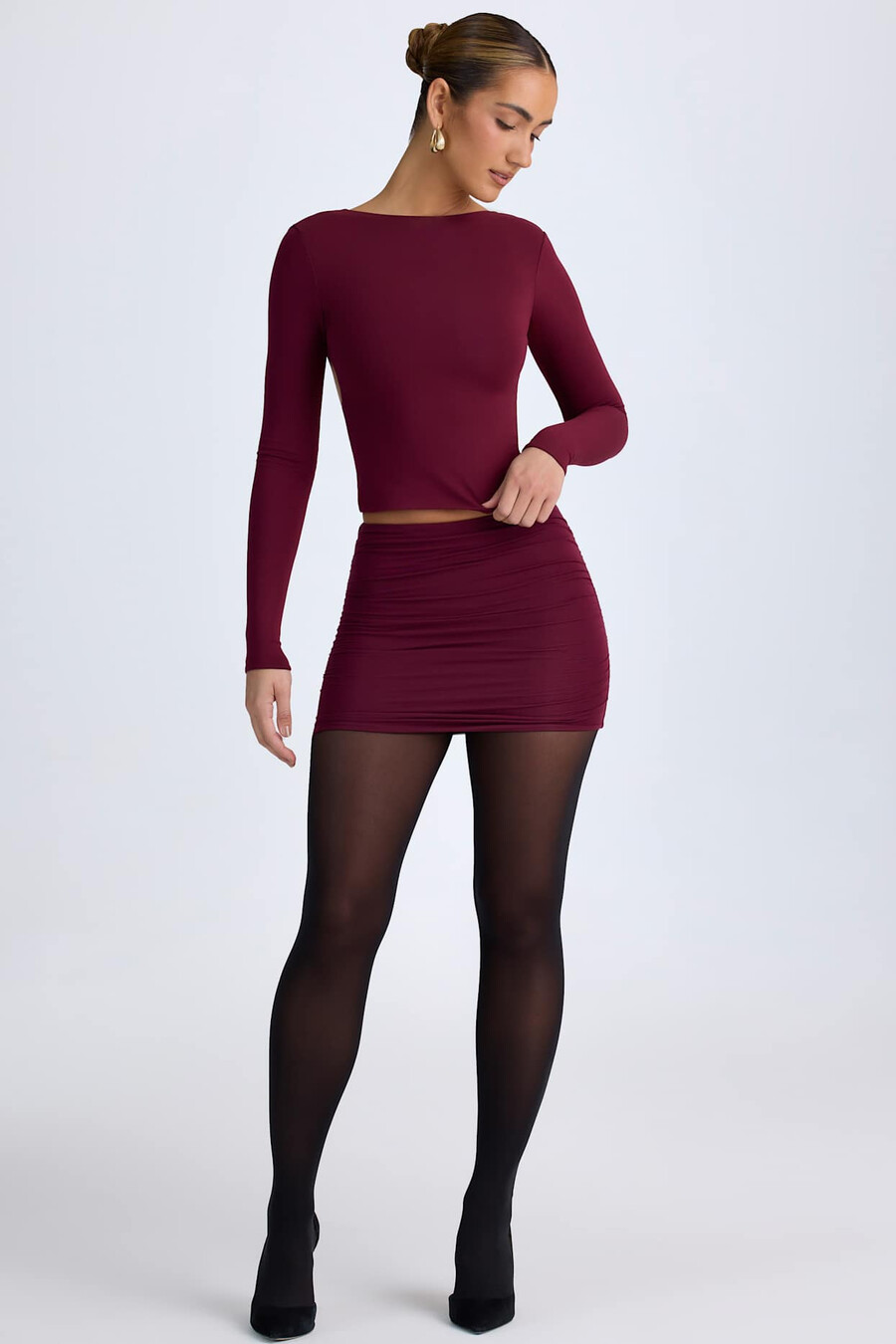 minissaia midi franzida em modal na cor vermelho vinho