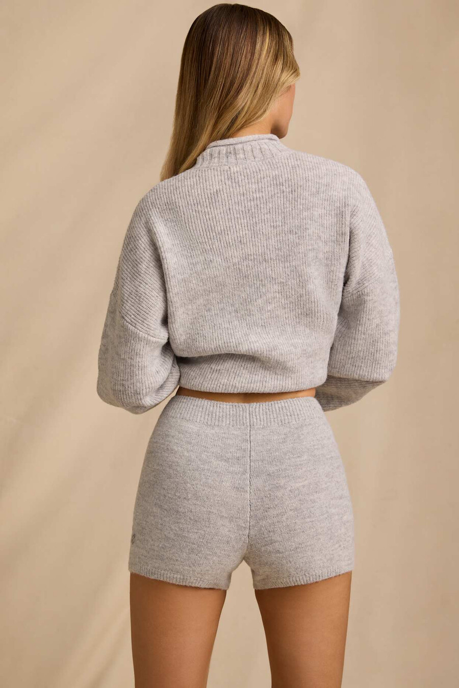 shorts curtos de malha de cintura média na cor ice mescl
