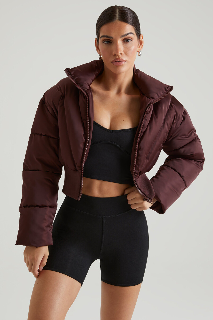jaqueta puffer canelada marrom