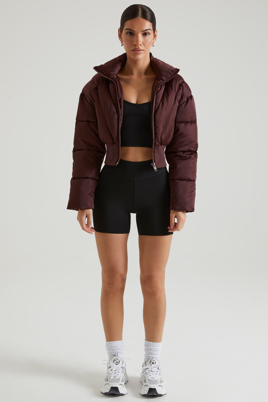 jaqueta puffer canelada marrom