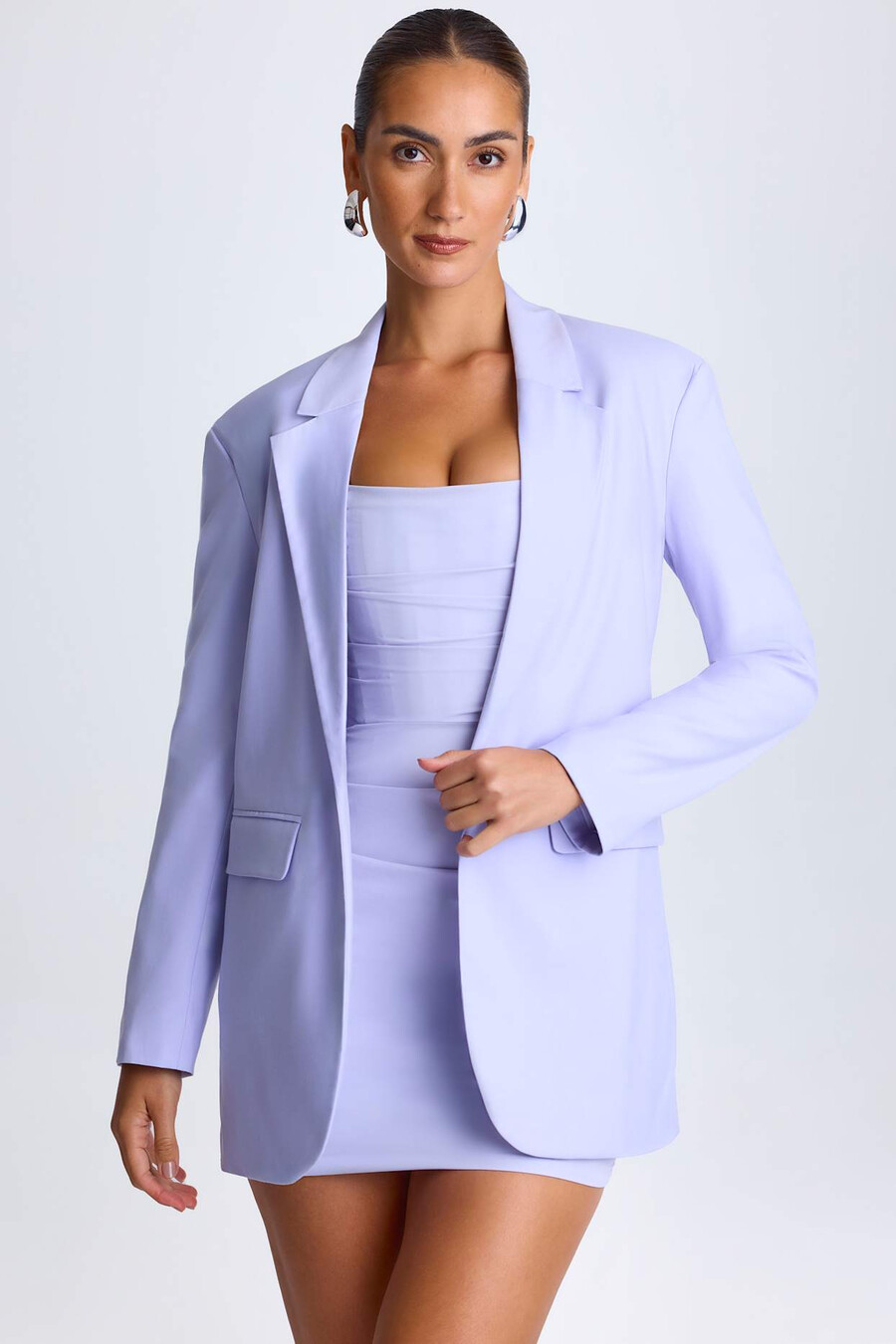 blazer oversized de abotoamento simples em tom lilás suave