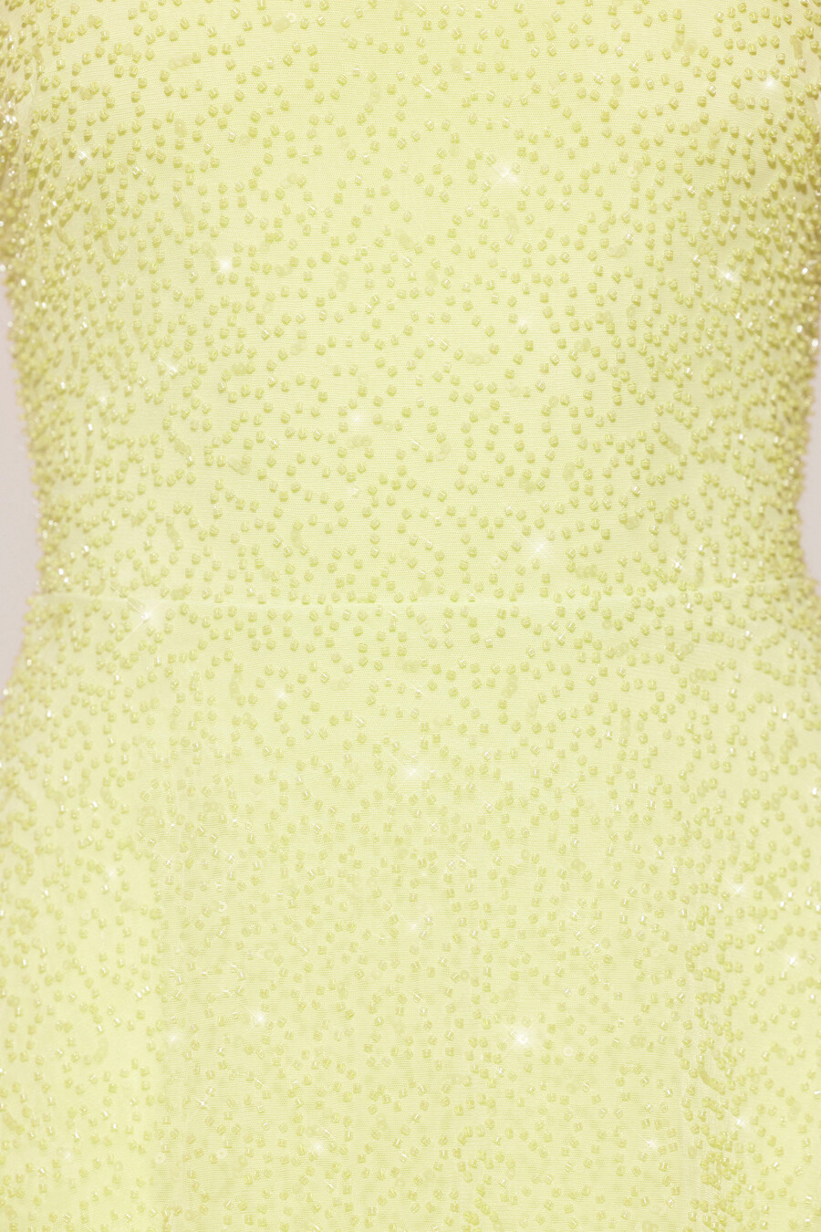 vestido curto evasê multiuso com aplicações na cor verde limão.