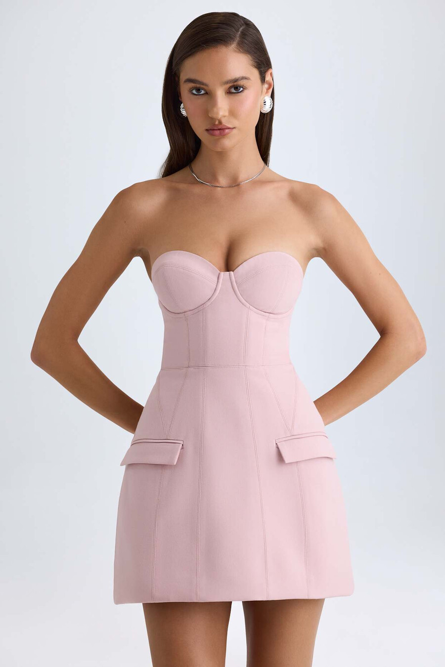 vestido mini tulipa estruturado sem alças em rosa malva