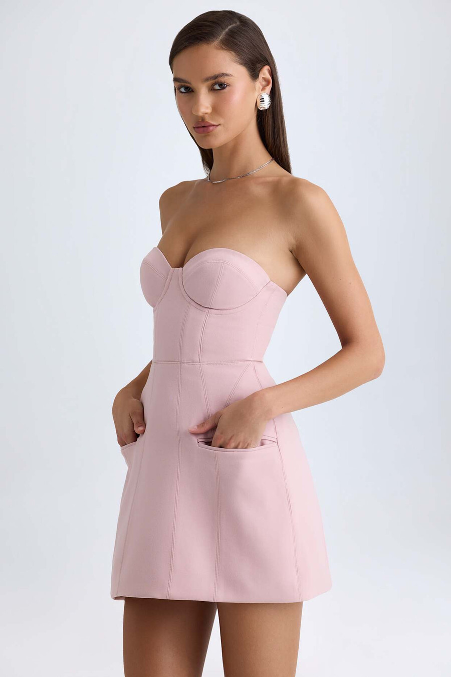 vestido mini tulipa estruturado sem alças em rosa malva