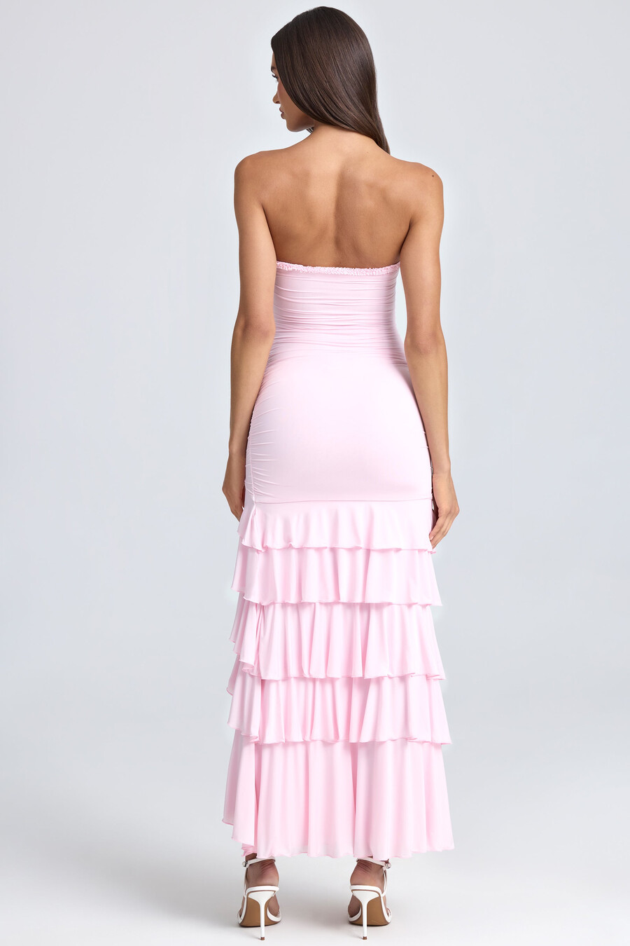 vestido maxi bandeau com babados e babados em blush