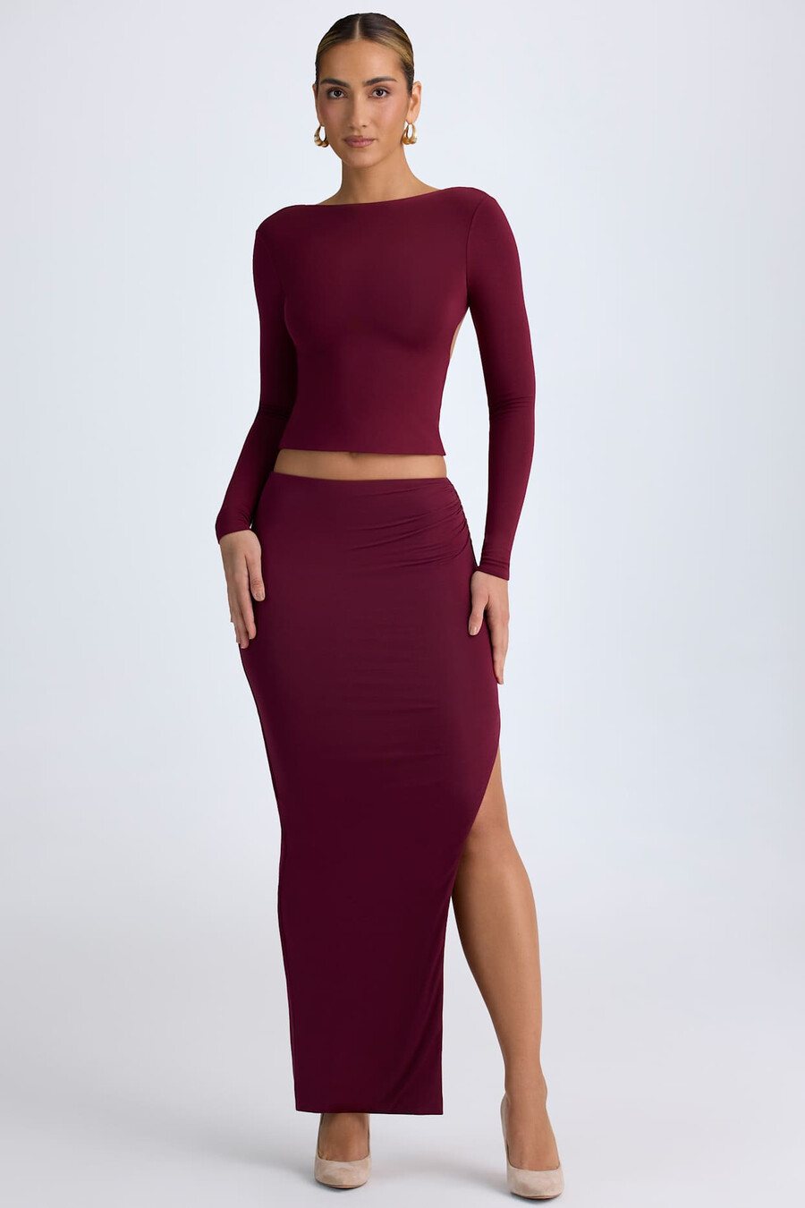 saia maxi de cintura baixa em modal na cor vermelho vinho
