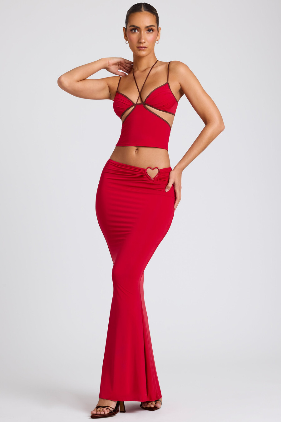 saia maxi de cintura média em vermelho fogo