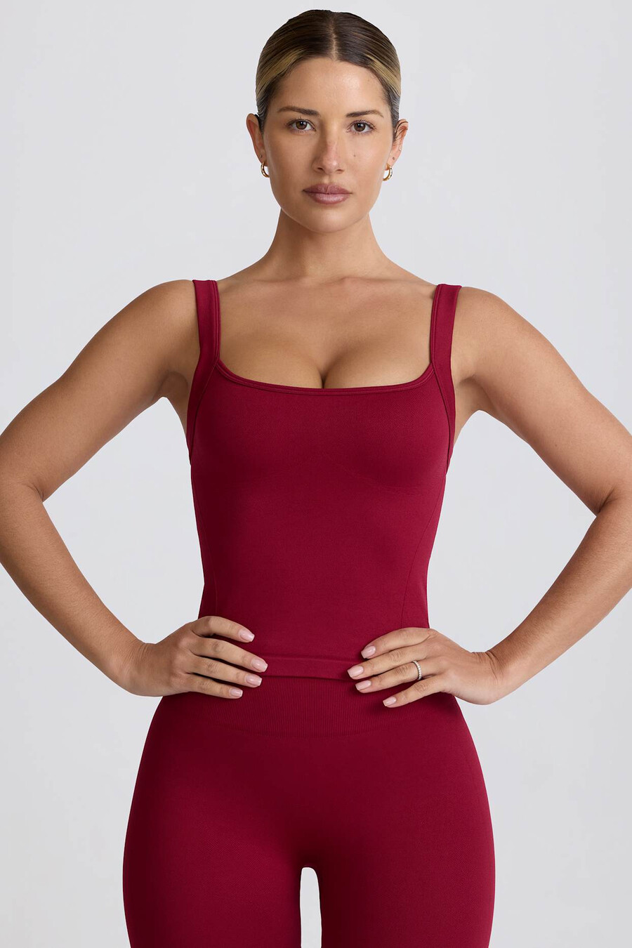 regata longa sem costura super sculpt na cor bordô