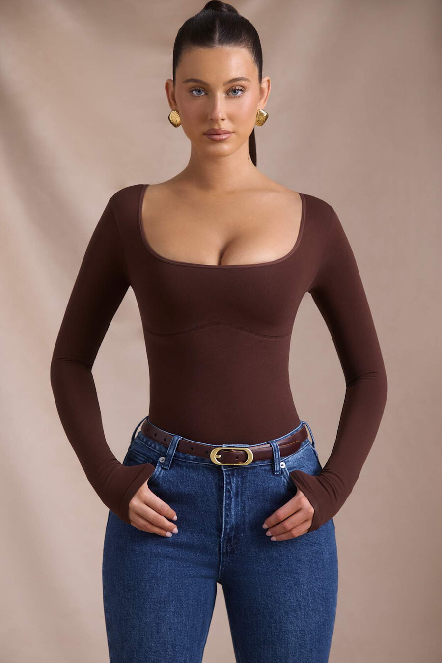 body de manga comprida sem costura na cor espresso
