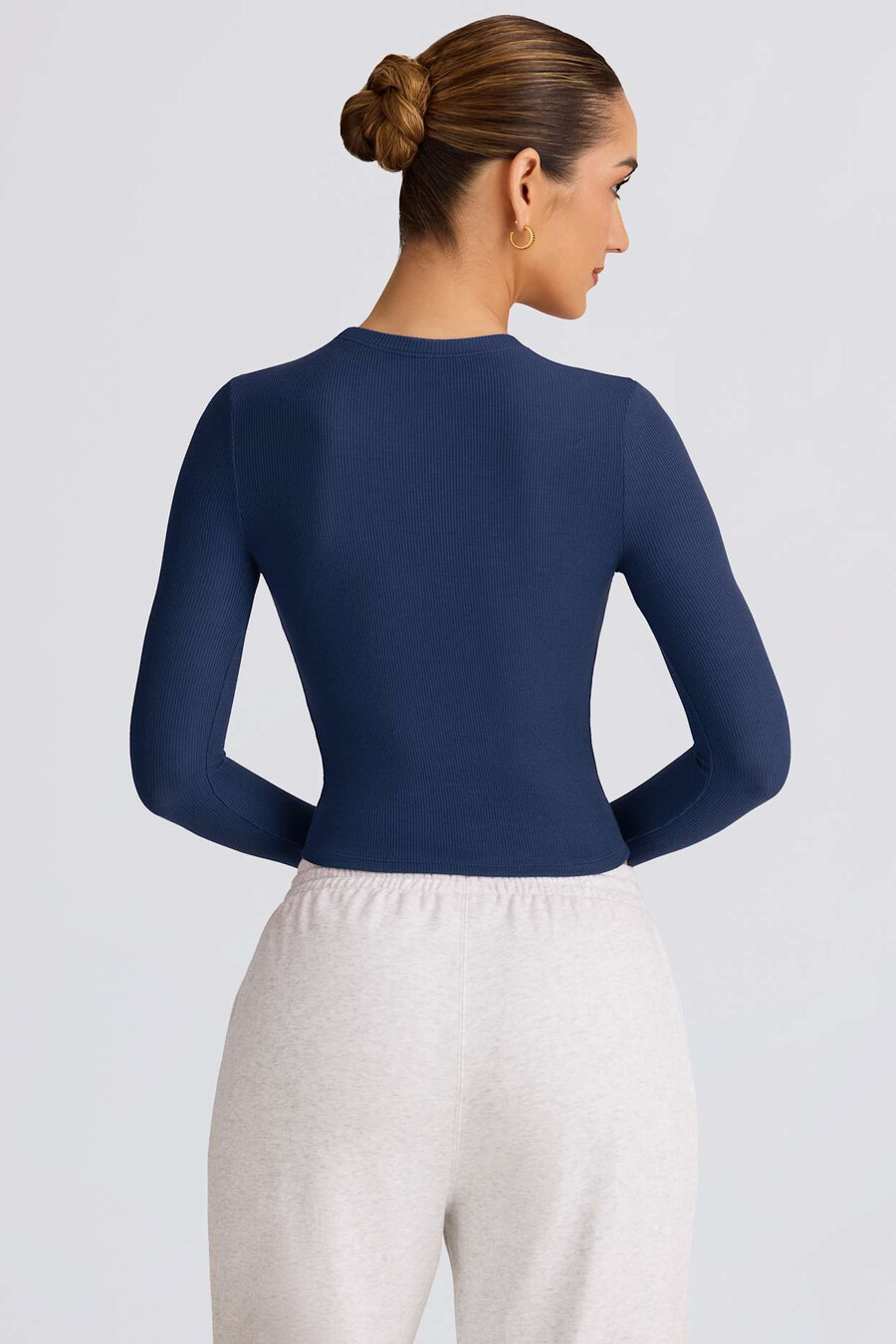 blusa de manga comprida canelada em modal azul-marinho escuro