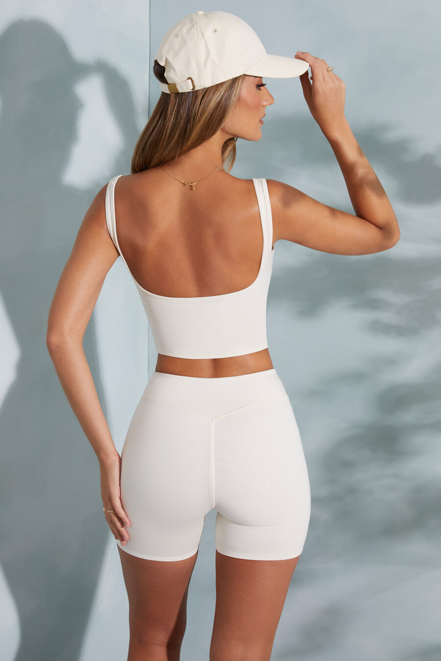 top cropped com decote coração na cor marfim