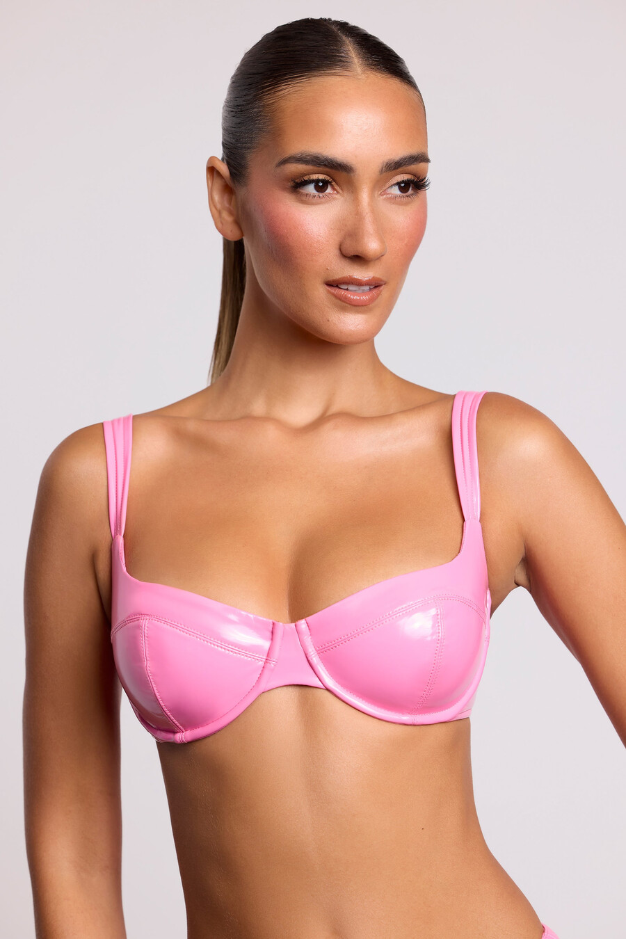 sutiã sem aro com aro em vinil rosa