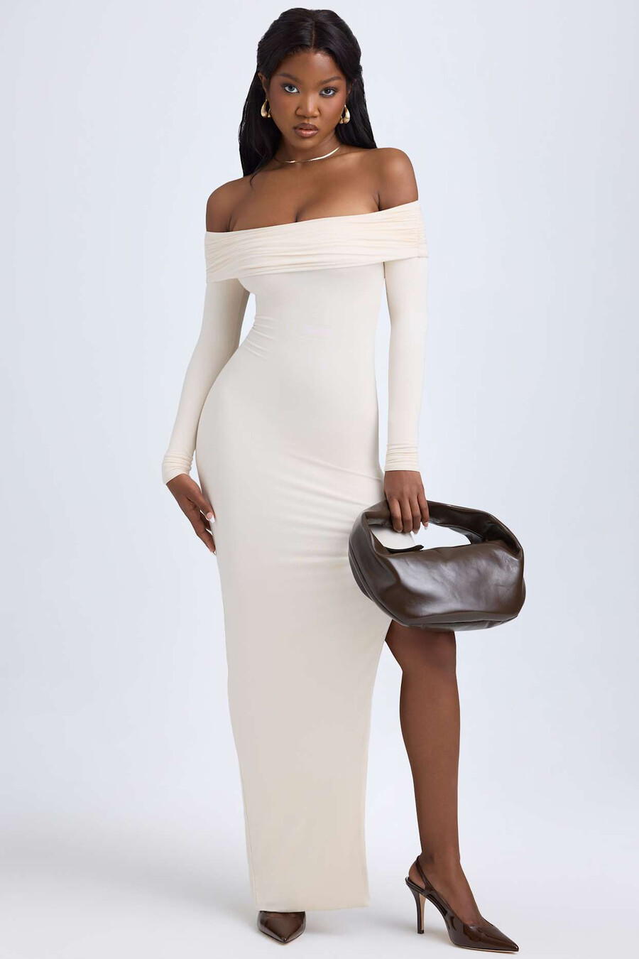 vestido longo modal ombro a ombro com costas abertas na cor marfim
