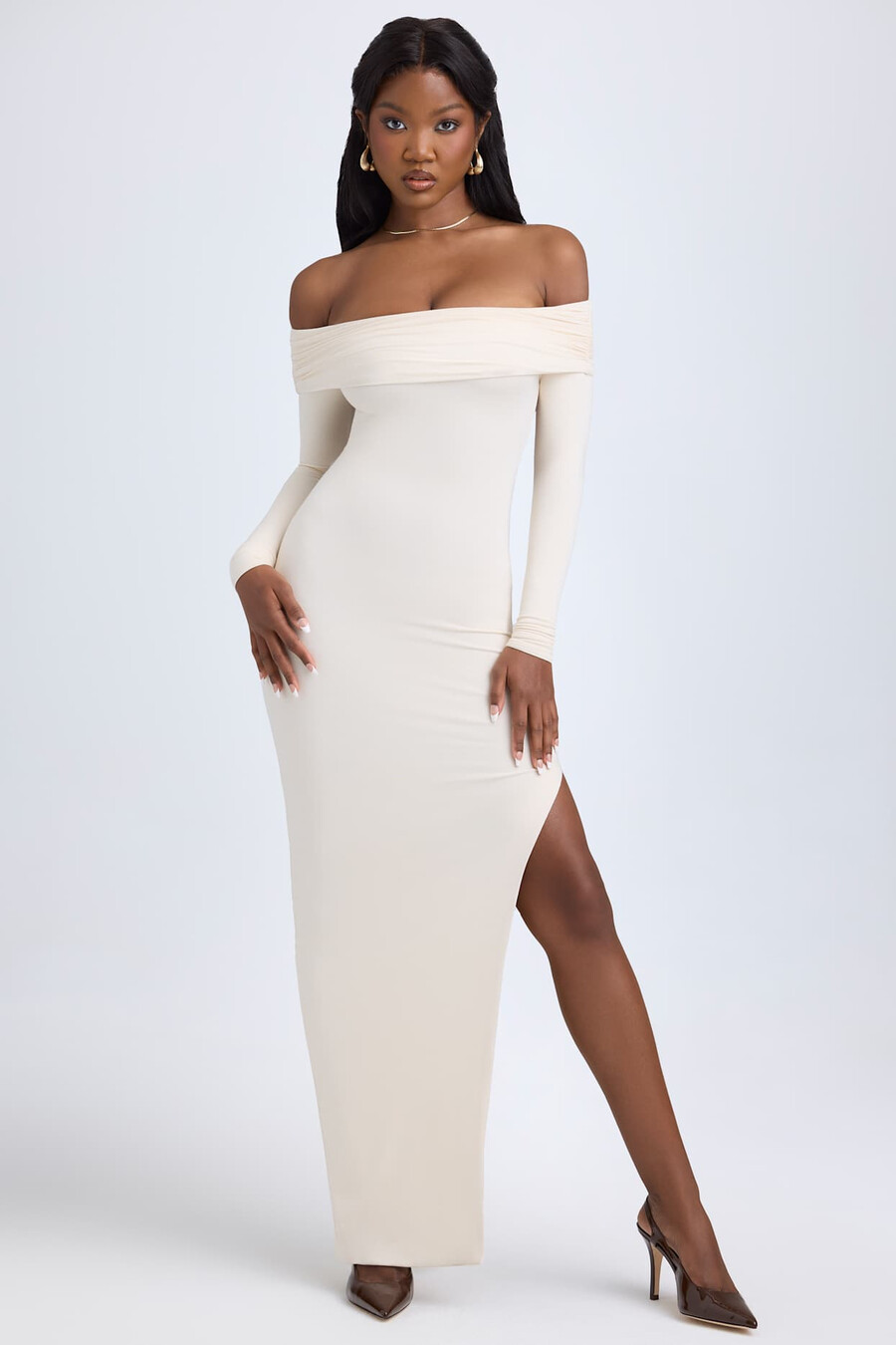 vestido longo modal ombro a ombro com costas abertas na cor marfim