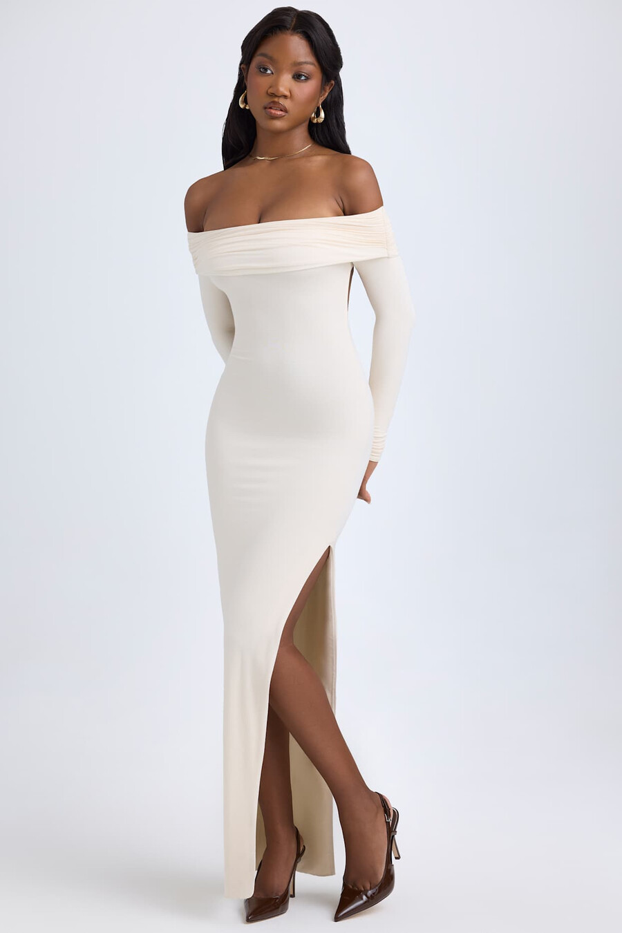 vestido longo modal ombro a ombro com costas abertas na cor marfim
