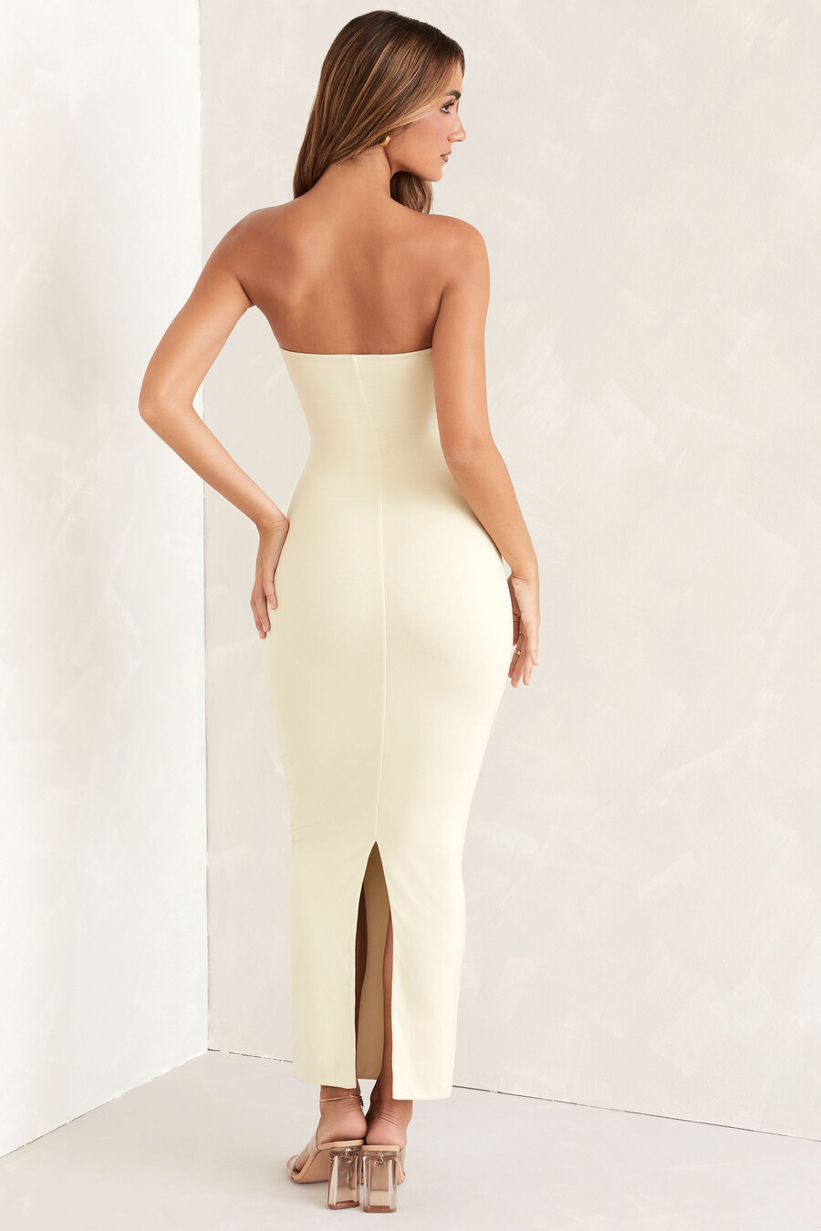 vestido longo bandeau na cor marfim